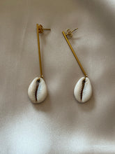 Load image into Gallery viewer, Handmade Earrings
