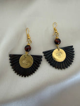 Load image into Gallery viewer, Handmade Earrings
