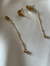 Load image into Gallery viewer, Golden Sparkle
