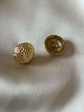 Load image into Gallery viewer, Golden Sparkle
