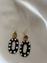 Load image into Gallery viewer, Handmade Earrings
