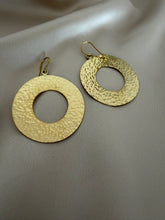 Load image into Gallery viewer, Handmade Earrings
