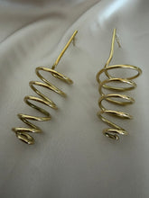 Load image into Gallery viewer, Handmade Earrings
