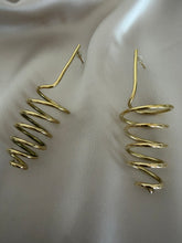 Load image into Gallery viewer, Handmade Earrings
